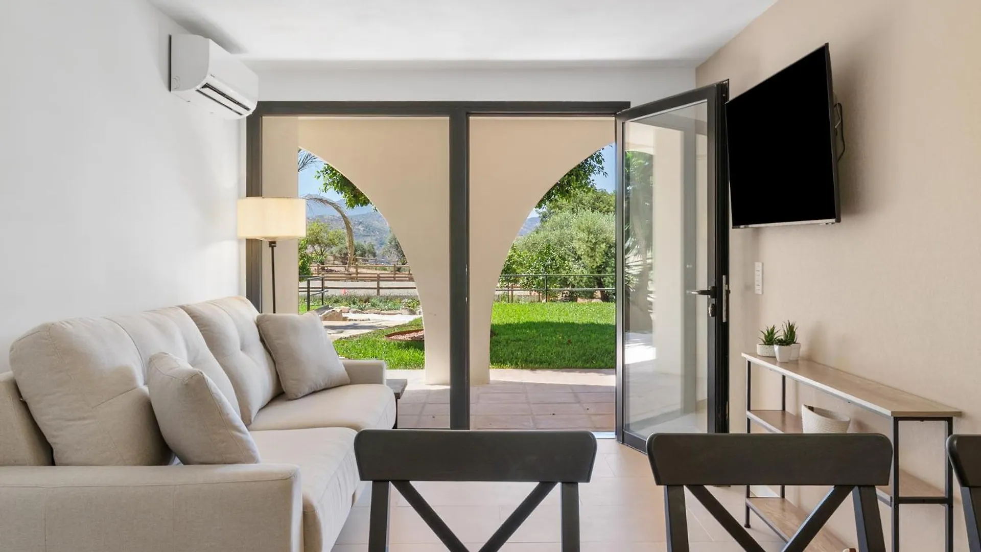 Finca Del Silencio Tolox Villa